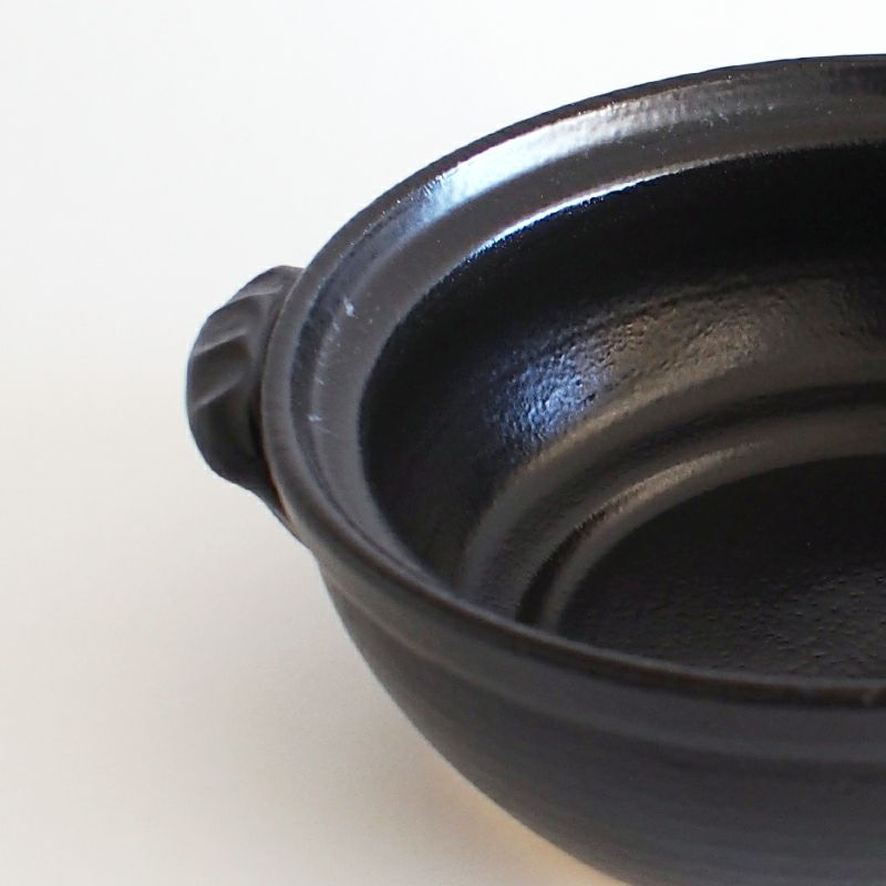 松竹梅うさぎ 直火用 土鍋 8号｜和食器通販｜織部 Online Store【公式】